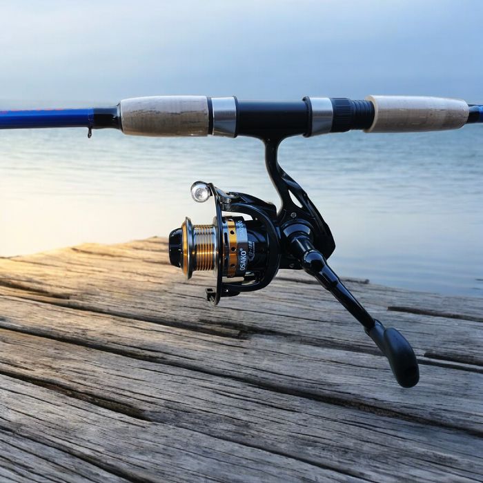 Спининг комплект - въдица ,макара 11 лагера, корда  и 3 блесни