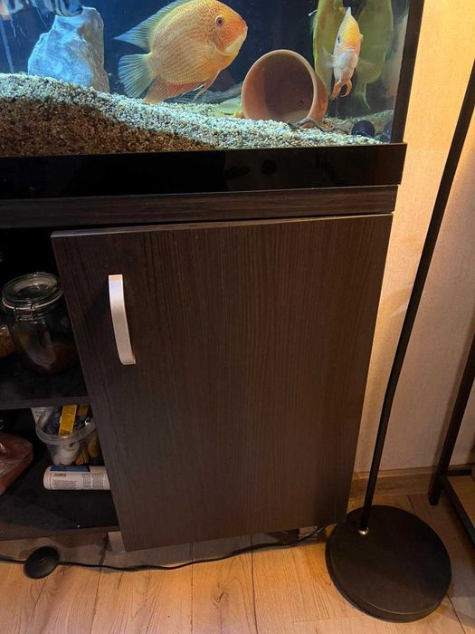 Дизайнерски кантиран аквариум с шкаф