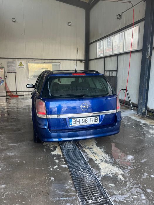 Vând Opel Astra h