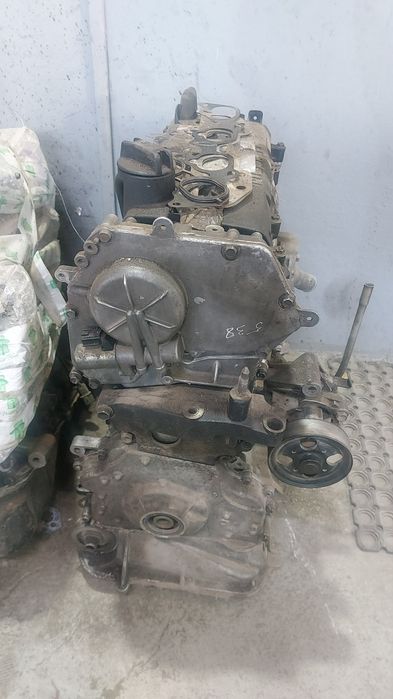 Двигатель на запчасти