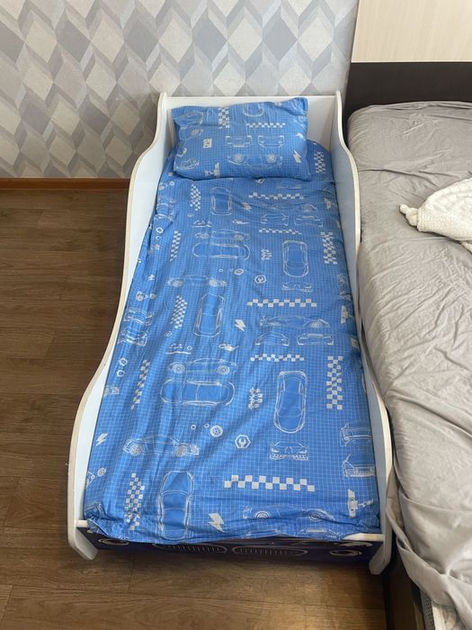 Кровать машина машинка