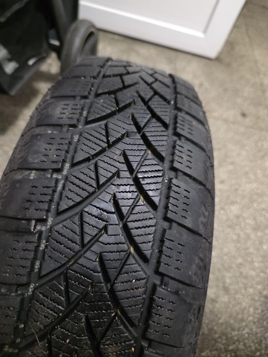 Jante + anvelope 175/65 R15 DOT 2524