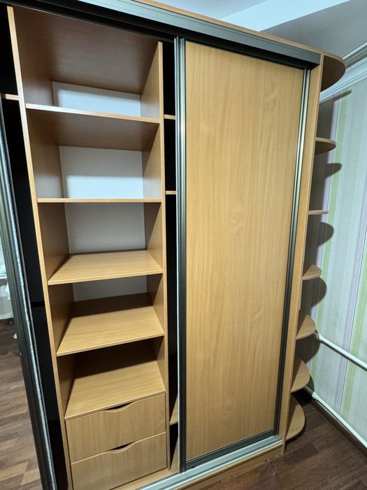 Продам шкаф-купе в отличном состоянии!