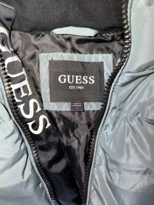 Geacă Guess bărbați - mărimea L, culoare gri-verde