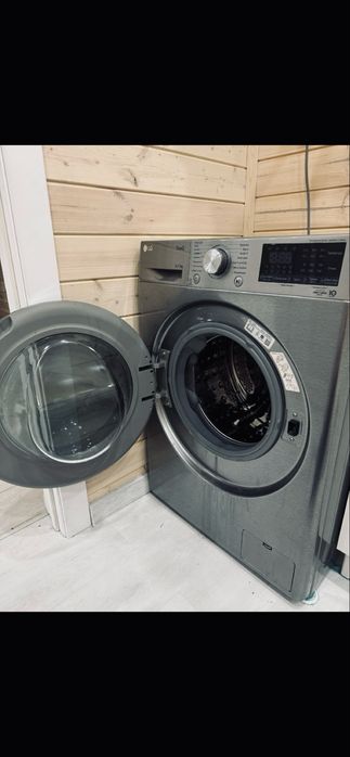 LG ThinQ Стиральная машинка б/у