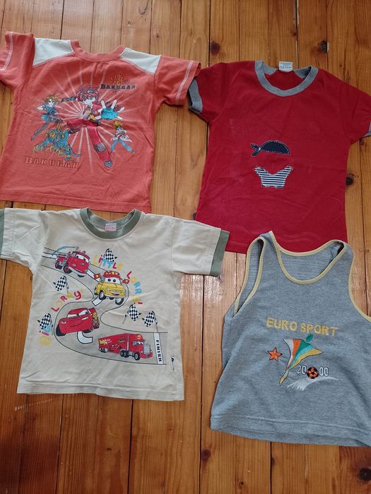 Халати, тениски  и потници размер 110 см ризи различни размери