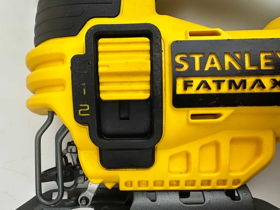 Stanley Fatmax Сет - Акумулаторен ъглошлайф, зеге, импакт, виброшлайф