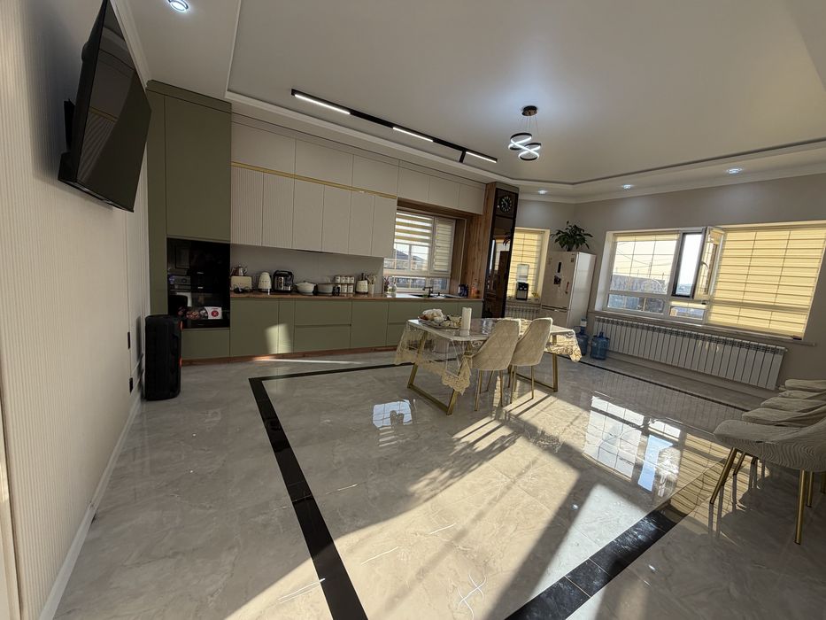 Продам дом на Царском районе 81мил.