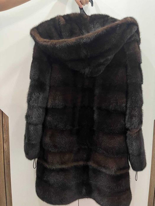 Продам норковую шубу