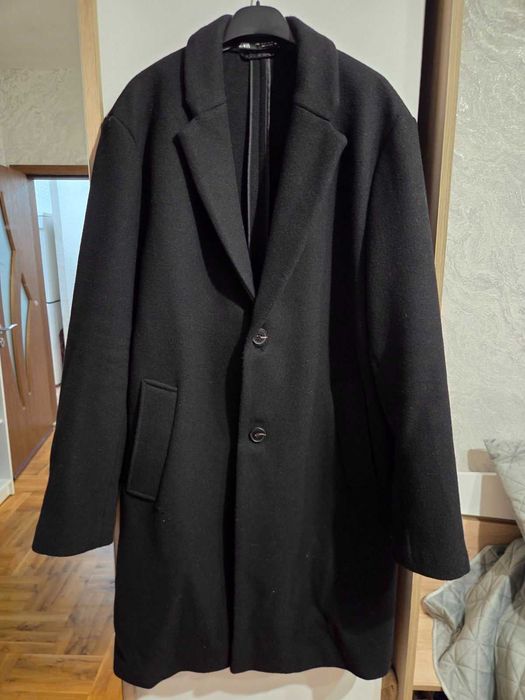 ZARA мъжко палто от вълна