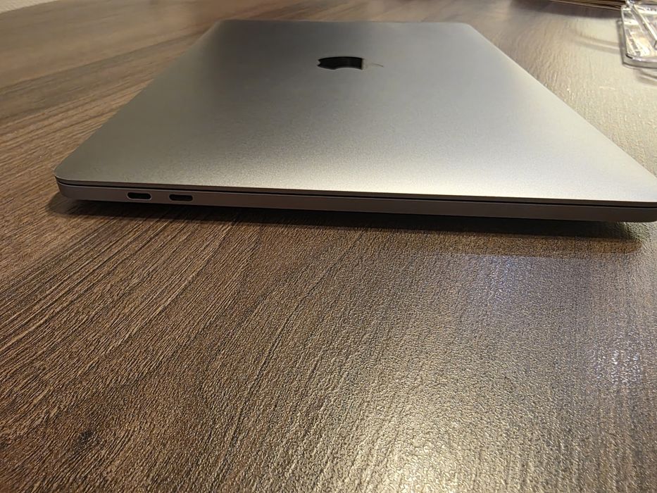 Macbook pro 2017 touch bar