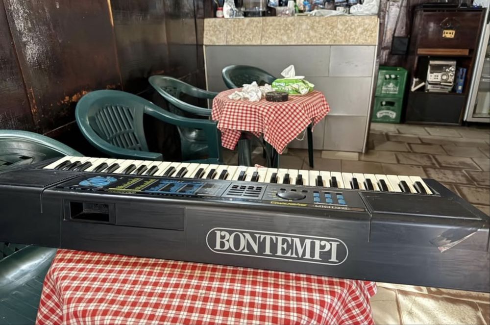 Bontempi system 5 at-808-синтезатор внос Швейцария