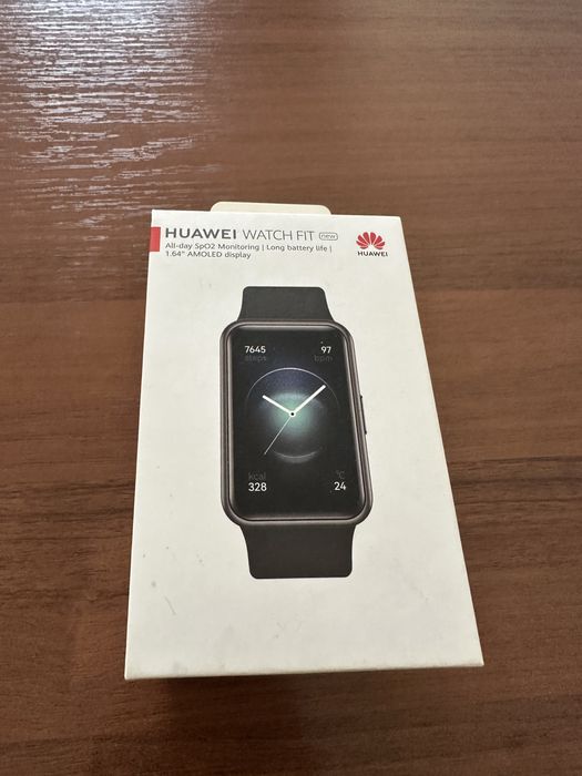 Часы Huawei watch fit