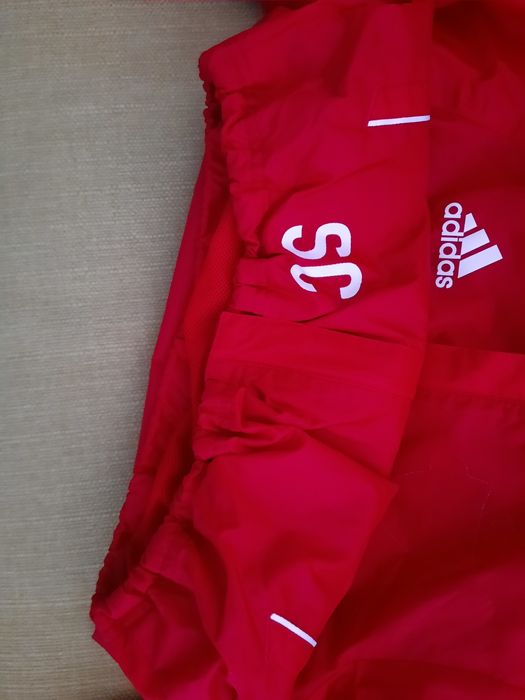 Hanorac adidas roșu