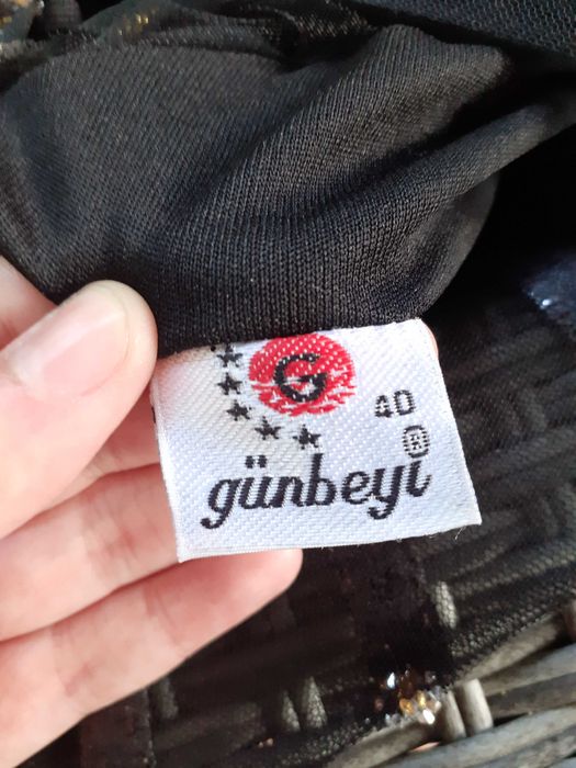 Официална рокля 40 размер