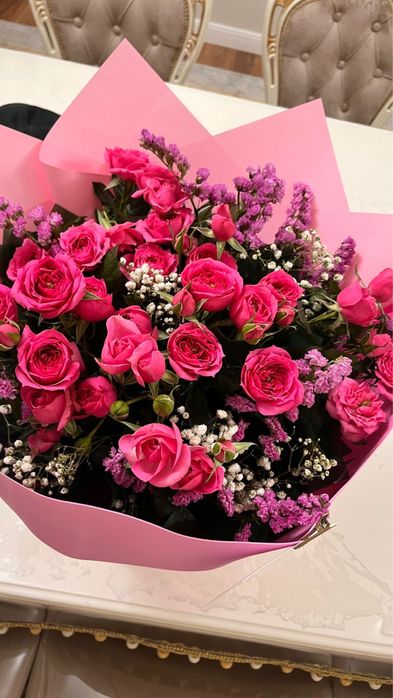 Цветы розы пионовидные