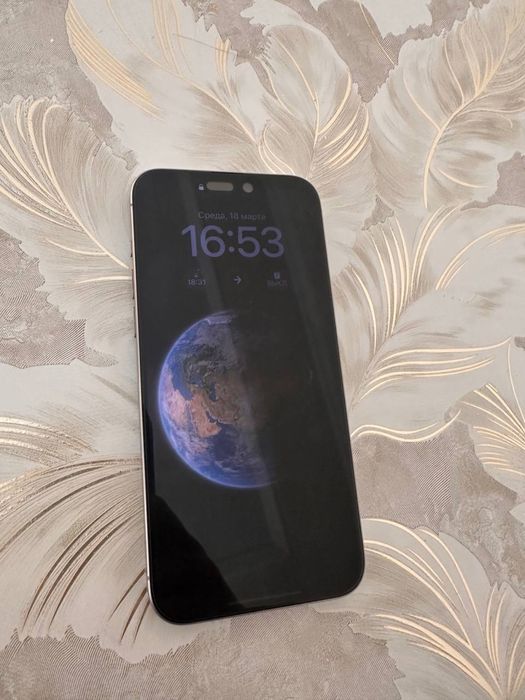 iphone 15 pro max 256 gb qirilgan chizilgan joyi yoq yangidey turipti