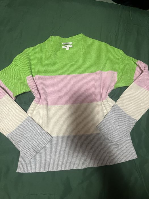 Блузки и пуловери размер М