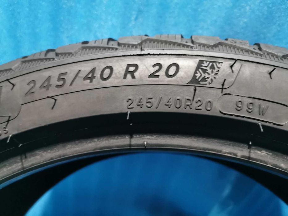 245/40/20 michelin m+s 2 buc