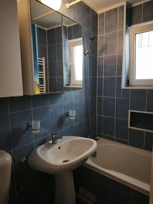 Inchiriez apartament cu 2 camere, central, in parcul  de "La Elice"