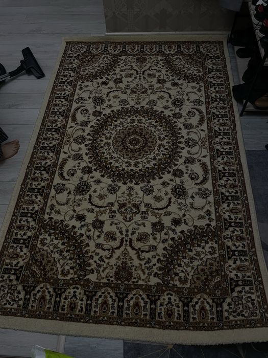 Срочно продам ковер