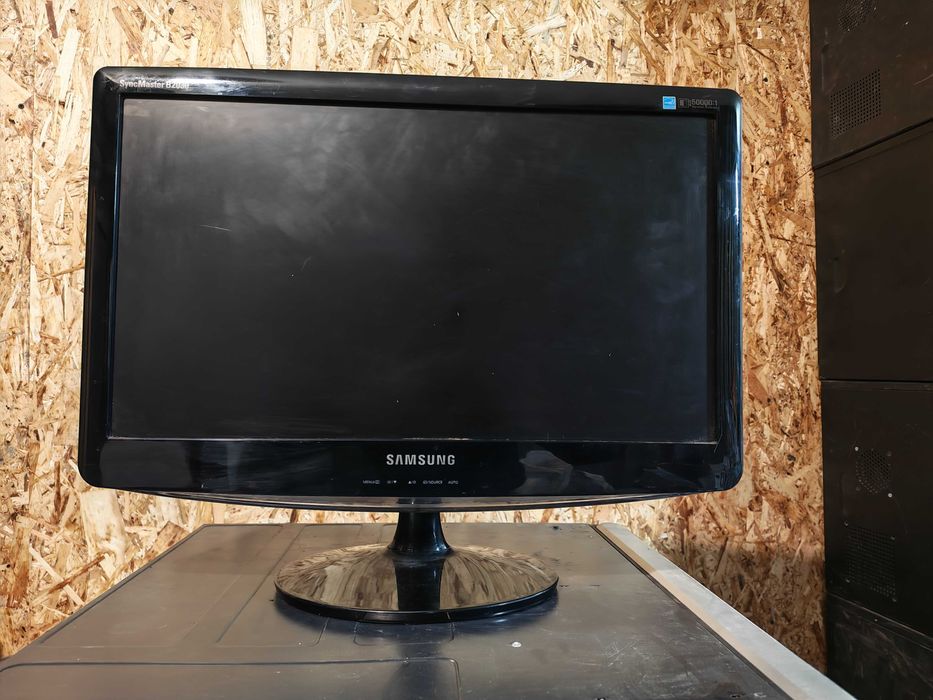 Монитор Samsung 20 дюймов