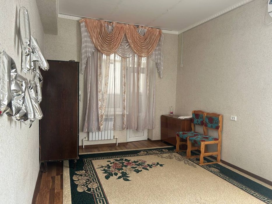 Сдаётся 2х ком кв. На 6 этаже.