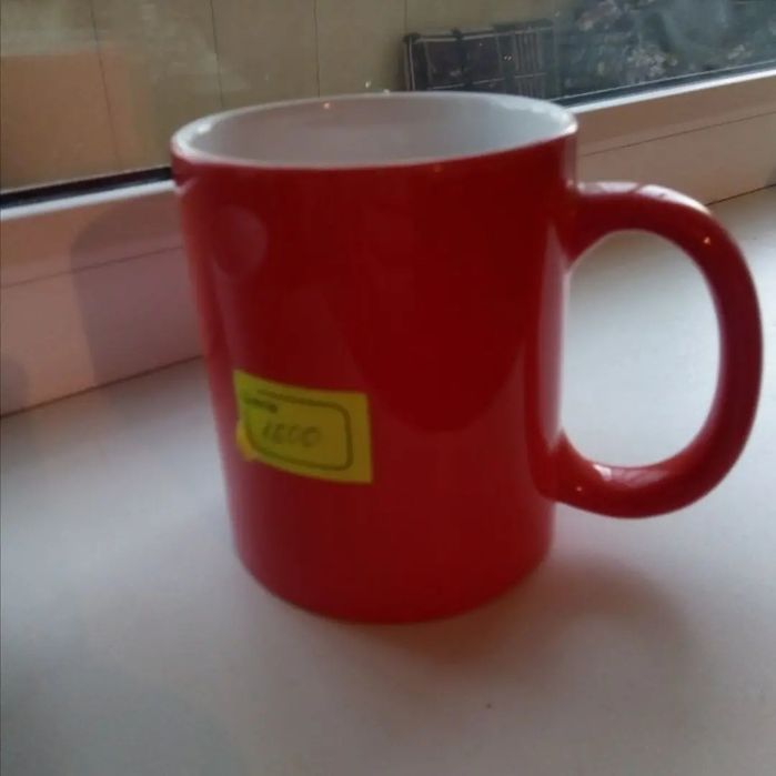 Продам наборы и кружечки