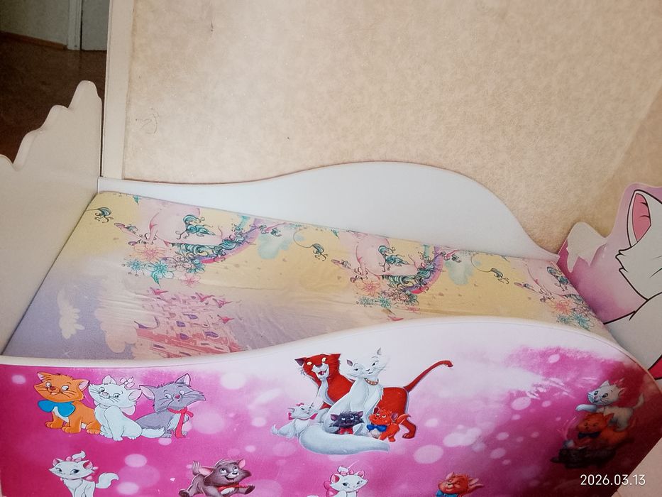 Продам кровать детскую