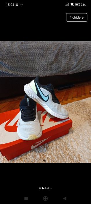 Adidași Nike ...