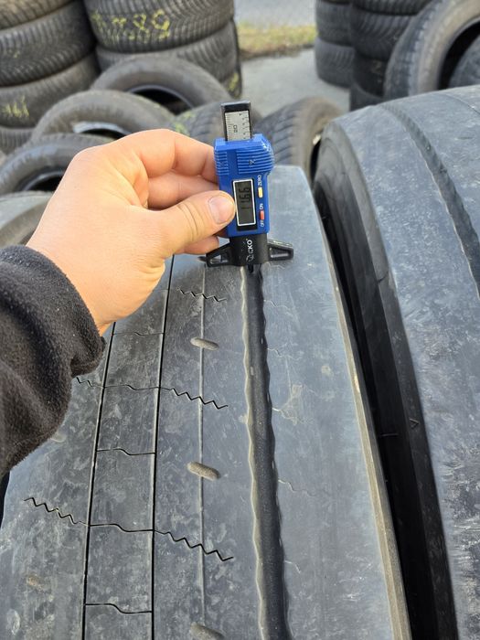 Anvelope de directie 295-80r22.5 Bridgestone