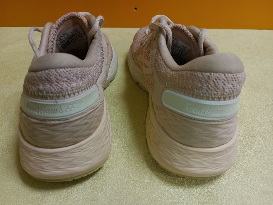 Asics Road Hawk 2 N 39 - 25 лв