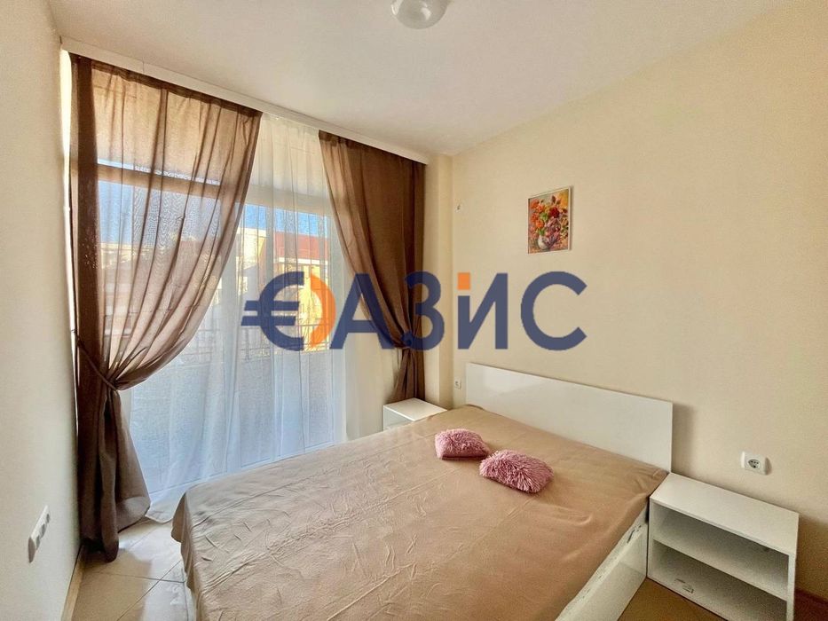 Продава се Двустаен апартамент в к.к. Слънчев бряг - 52 кв.м за 1097 €/кв.м - Снимка #5