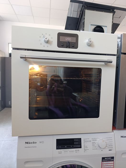 Ретро Фурна за вграждане Electrolux