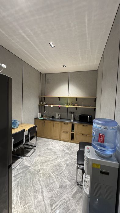 Сдаётся офис в аренду с мебелью и техникой, напротив мечети Кукча