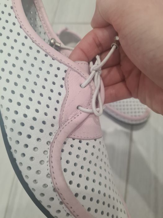 Обувь на девочку