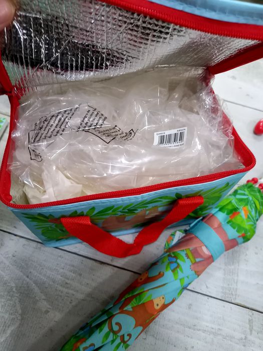 Купа за хранене и шише