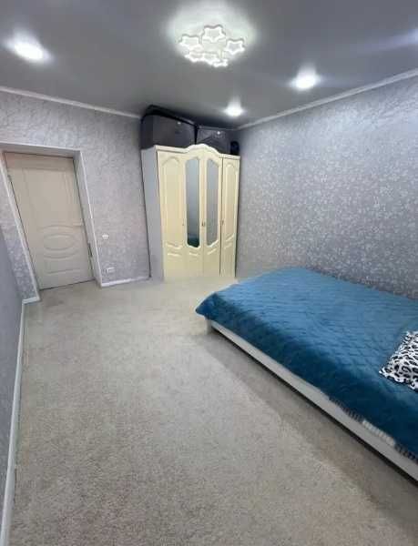 продам 3 комнатную квартиру