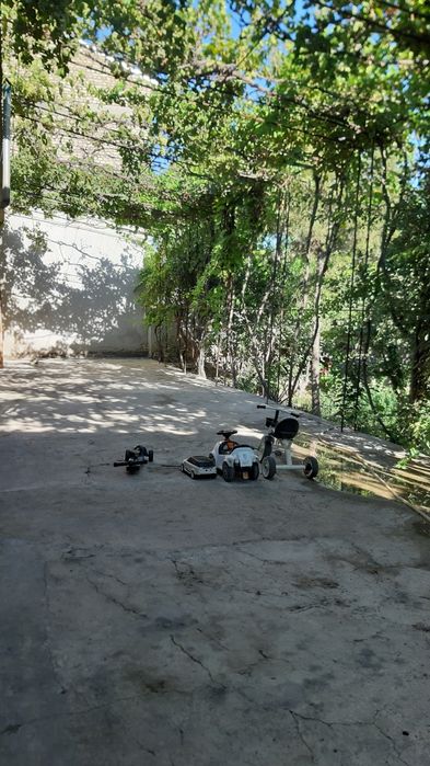 Участка сотилади