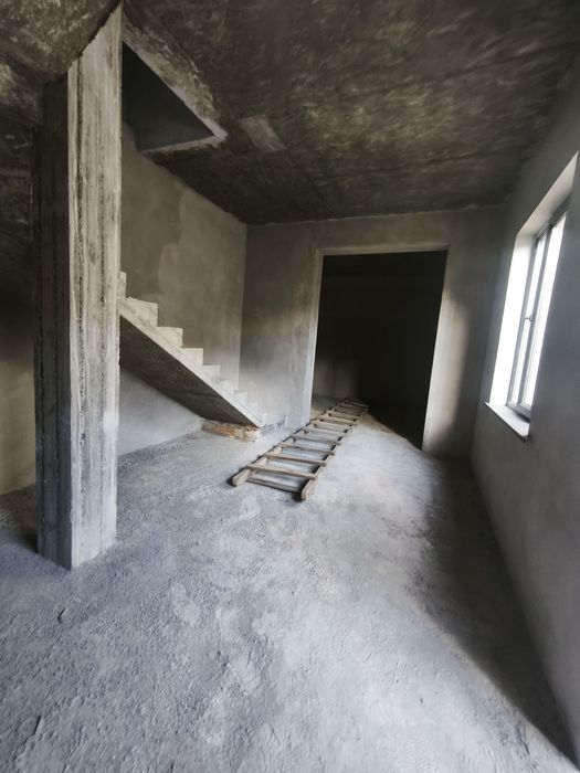 Метро Таларик коттедж