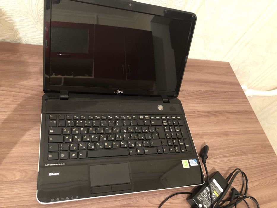 Ноутбук Fujitsu