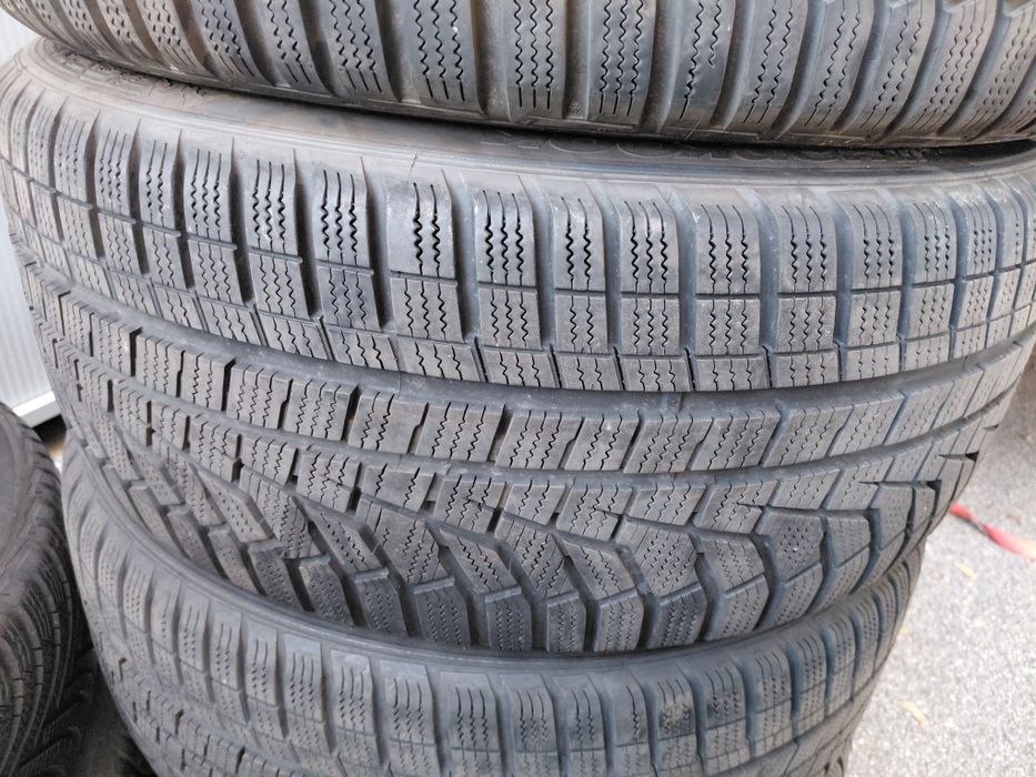 235/45/18" Hankook 4бр.гуми