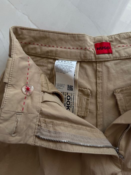 Дамски къси панталони Hugo