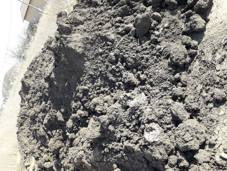 Pamant NEGRU pt Grădină -Gazon