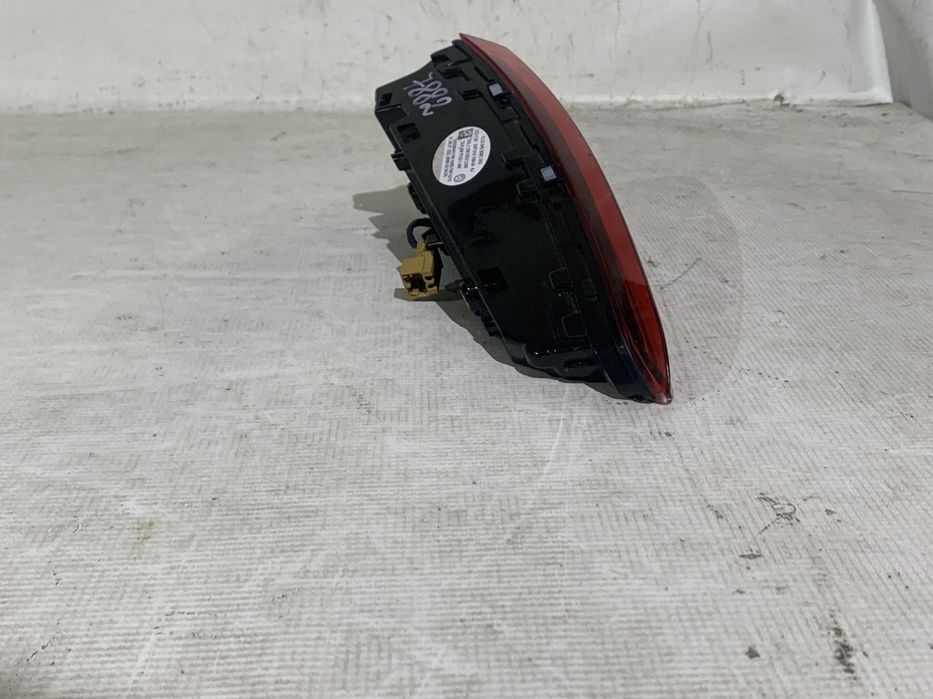 Lampa stop dreapta pe hayon, Skoda Enyaq, 2021, 2022, 2023, 2024, cod origine OE 5LG945308C.