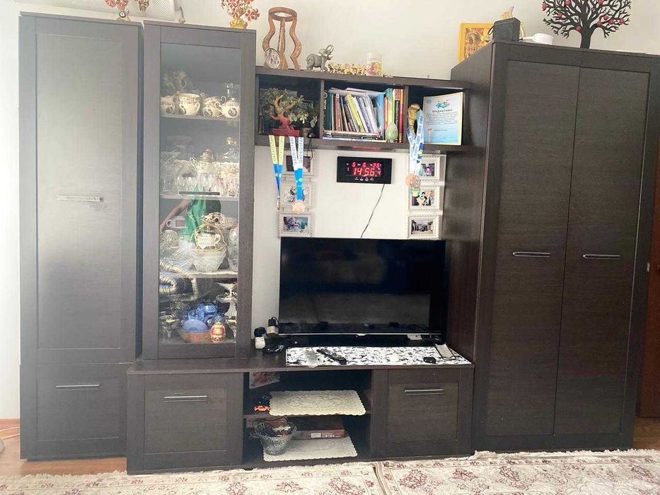 Шкаф для зала и телевизора