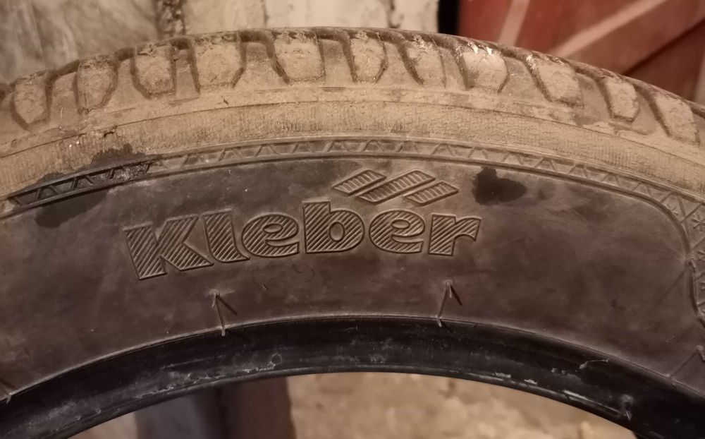 Продавам 4 броя Зимни гуми 205.55.16 на 1 сезон дот 2019 Kleber