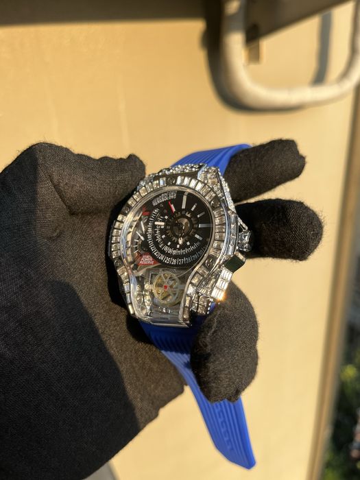 Часовник Hengbolong НАМАЛЕН!