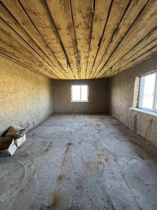 Участок с  черновым домом