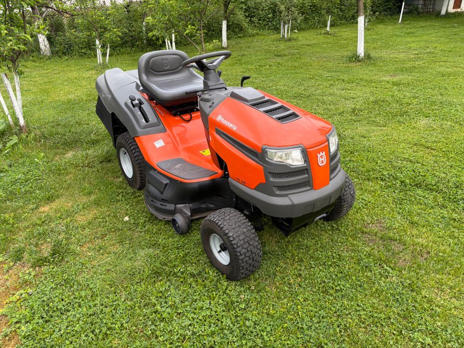 Tractoras Tuns Iarba/Gazon *Husqvarna*